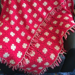 Vintage Handmade Granny Square Afghan Throw 60” x 92” Red with beige MCM